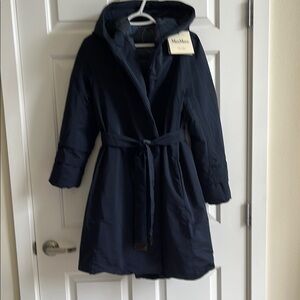 Max Mara double sided down filled Coat, size 4